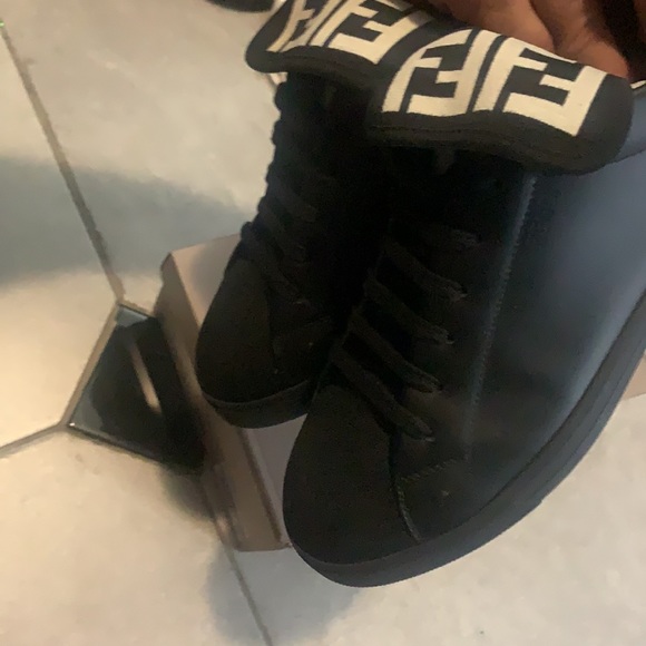Fendi sneakers - Picture 4 of 6
